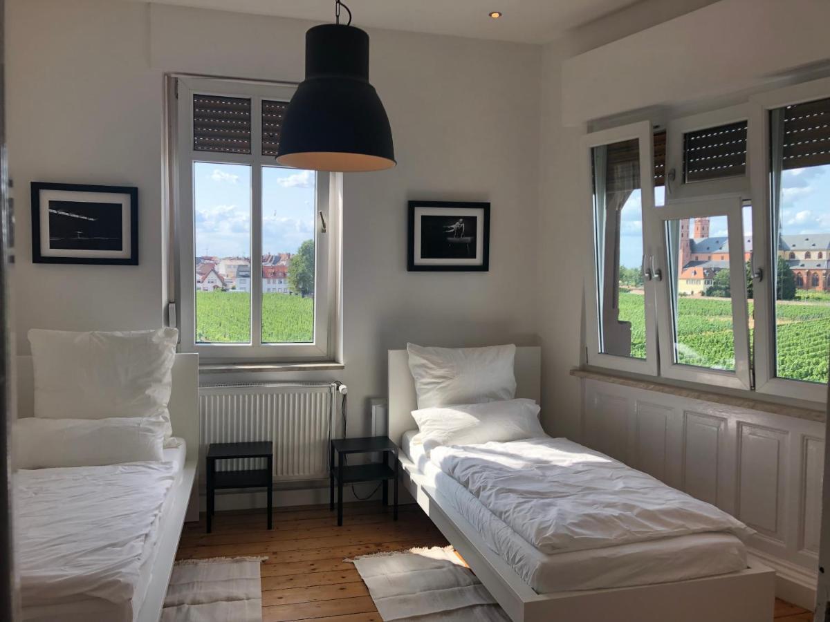 Luxe Apartment Am Rhein Worms Exterior foto